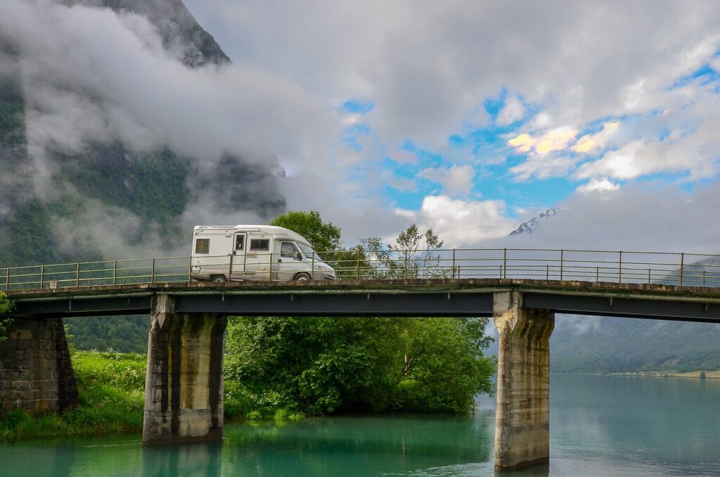 Wildcampen Norwegen Brücke