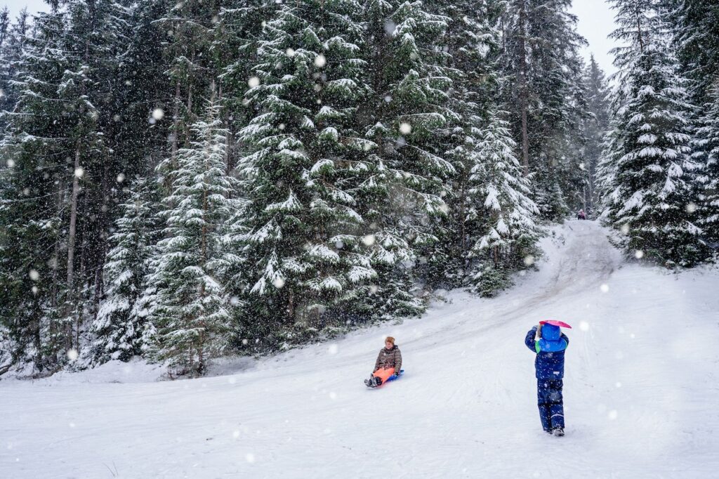 Wintercamping direkt an der Piste