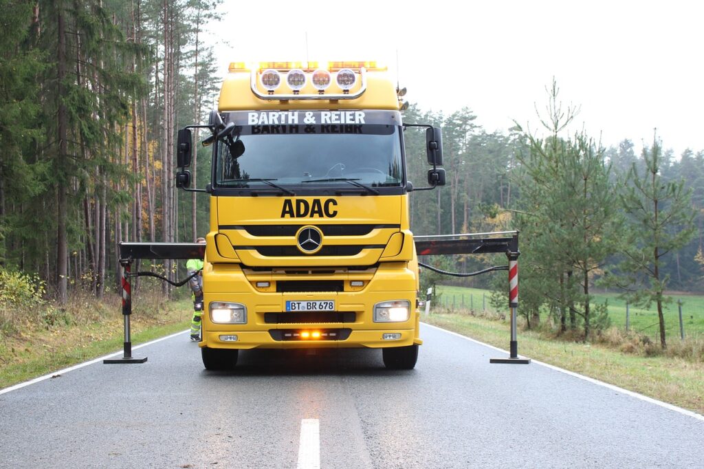 Wohnwagen Verischerung ADAC