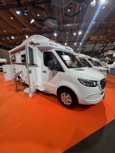 Weinsberg CaraCpmpact Suit MB 600 MEG EDITION PEPPER