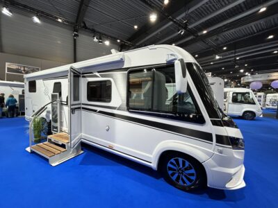 Knaus L!VE I 900 LEG